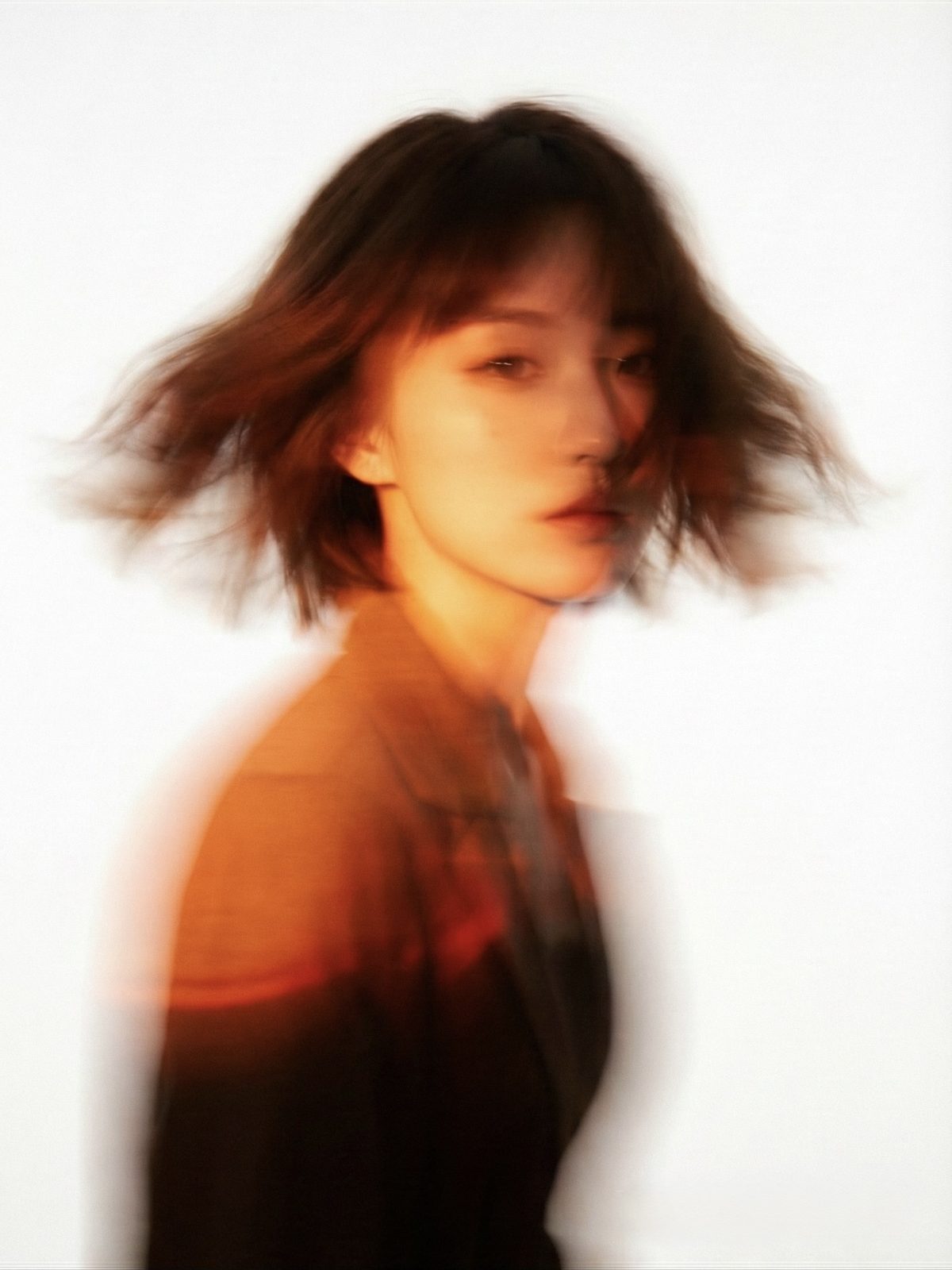 나우지 헤어 스타일링 감각 무드 컷
